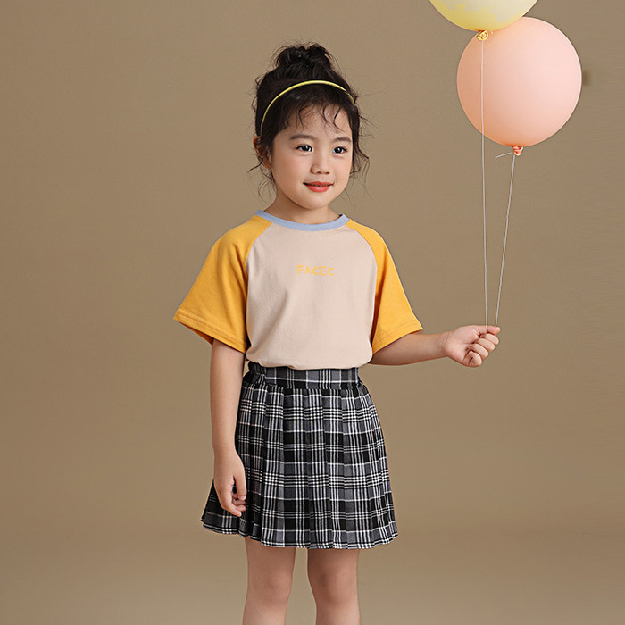 Dynamic with exported round neck t-shirt for girls