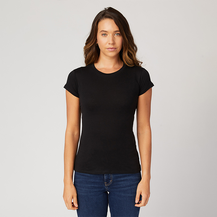 Export crocodile shirt model with slim, elegant fit