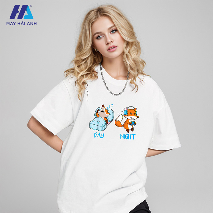 Comfortable and dynamic with round neck export t-shirt model