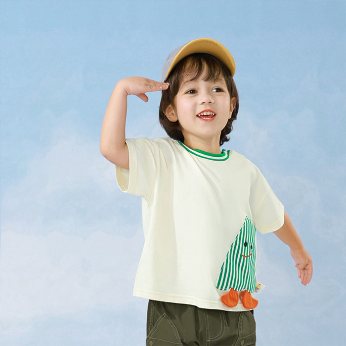 Exported cotton t-shirt for girls with lovely printed images