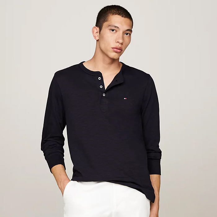 Romantic and elegant Tommy Hilfiger Henley T-shirt