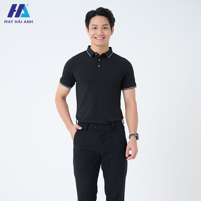 Elegant and luxurious with exported men's t-shirt model