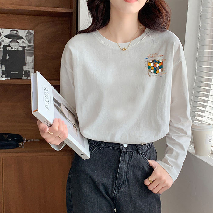 Refer to ways to coordinate with exported long-sleeved women's t-shirts