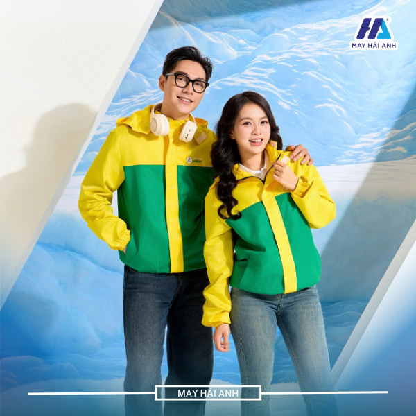 Attractive green and yellow windbreaker
