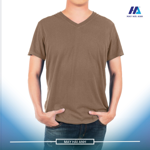 Simple, comfortable solid brown t-shirt