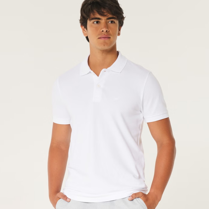 The price of exported Hollister T-shirts will be cheaper than imported genuine T-shirts.