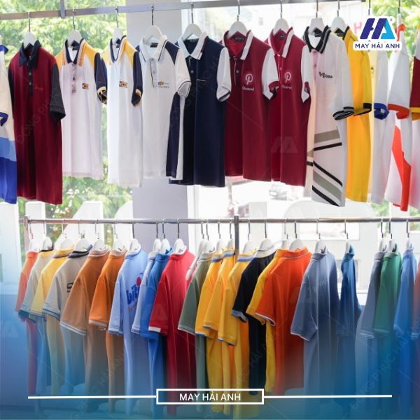 Hai Anh Garment - Specializes in sewing red uniforms in a variety of colors, according to request